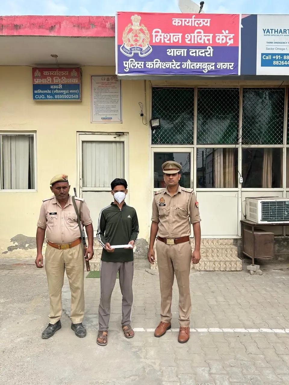 क्या ग्रेटर नोएडा में नाबालिगों पर चाकू से हमला करने वाला आरोपी गिरफ्तार हुआ?
