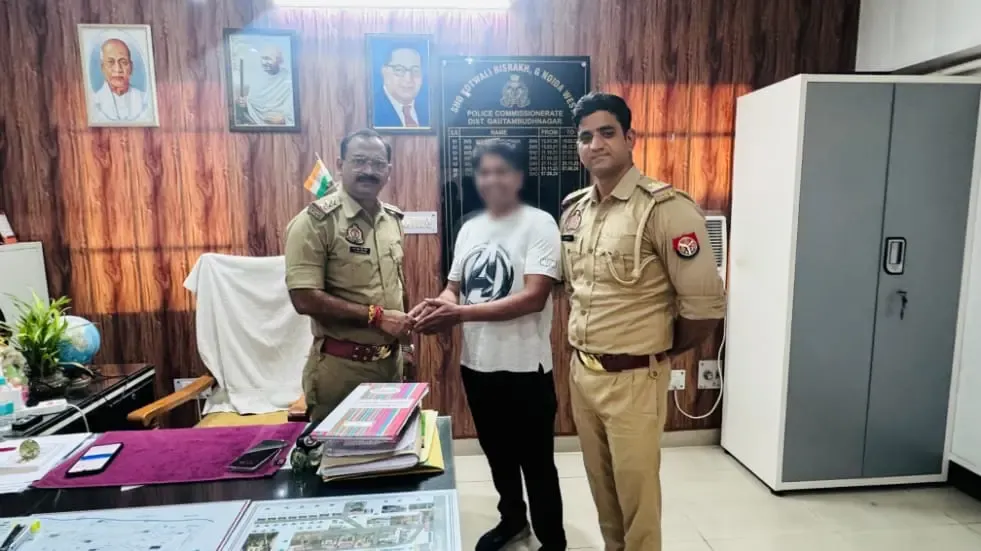 क्या ग्रेटर नोएडा पुलिस ने साइबर ठगी के शिकार व्यक्ति के 1.85 लाख रुपये वापस कर दिए?