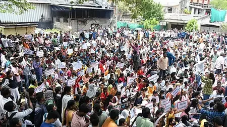 Have the Group II and II-A main exams been postponed in TN due to irregularities?
