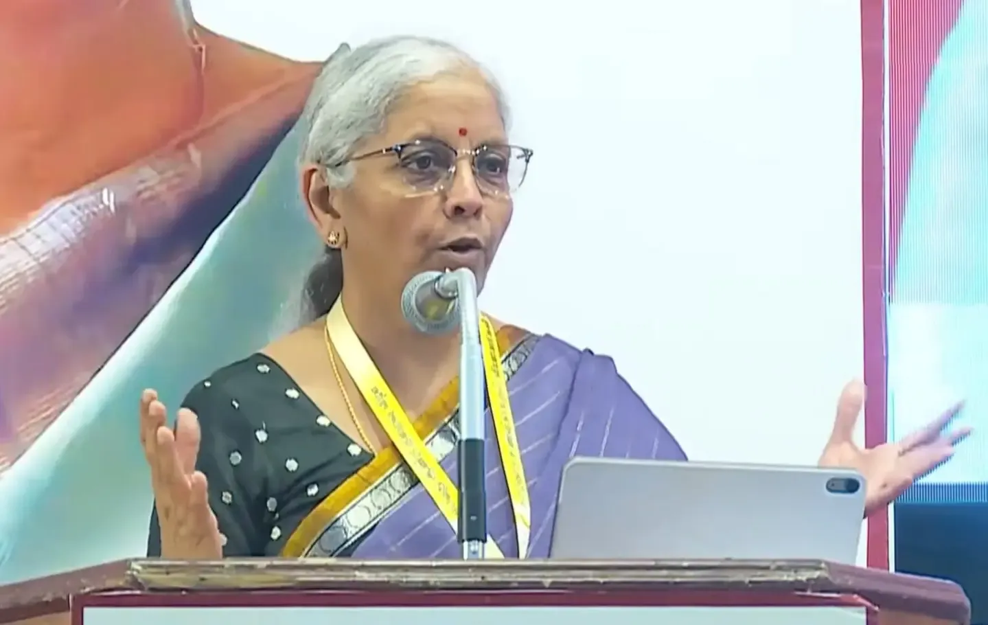 क्या जीएसटी सुधार से 140 करोड़ लोगों को फायदा हुआ? 315 वस्तुओं पर टैक्स घटा: निर्मला सीतारमण