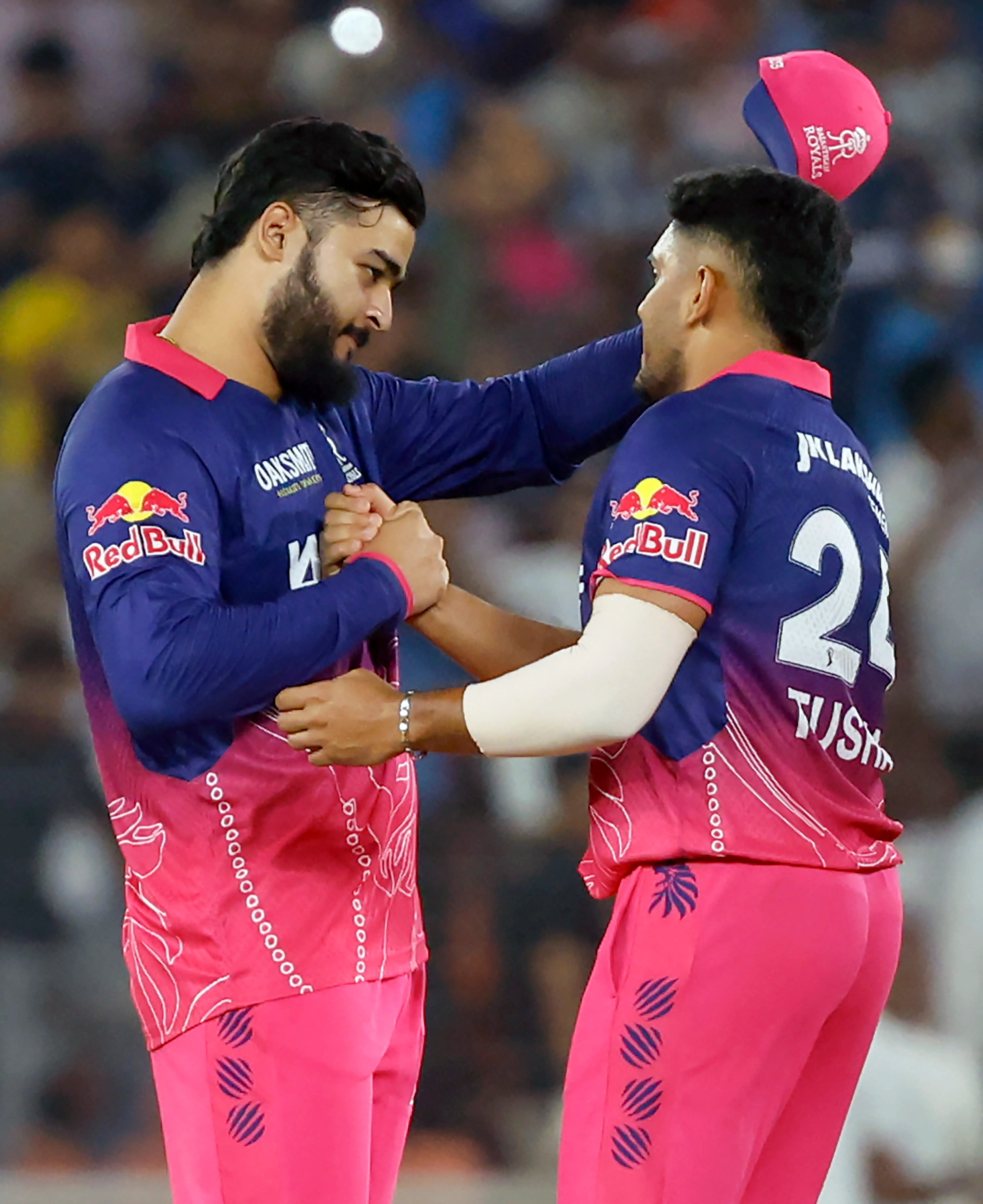 संजय बांगर ने रियान पराग की कप्तानी की प्रशंसा की: गुजरात टाइटंस के खिलाफ मैच में अहम भूमिका