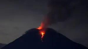 Guatemala's Volcano of Fire endangers 30,000 people