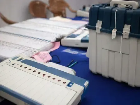 Umreth Bypoll 2025: 37%25 Voter Turnout by 1 PM in Gujarat