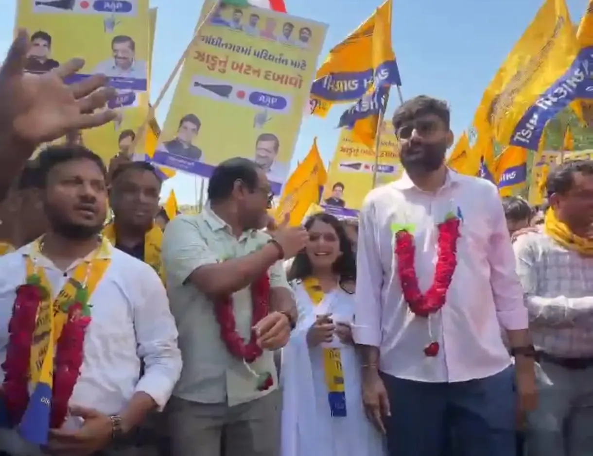 AAP announces 29 candidates for Gandhinagar civic polls, holds 'Parivartan Yatra'