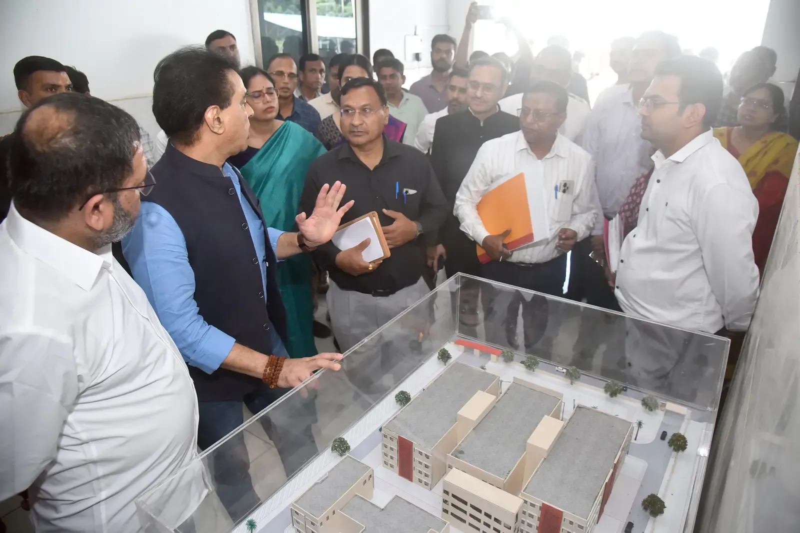 Gujarat approves 4 brownfield medical colleges in Kheda, Mahisagar, Botad, Gir Somnath under PPP