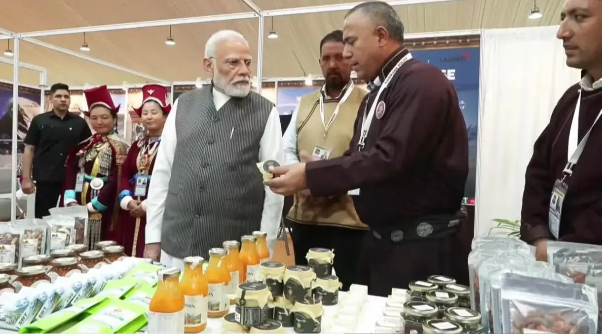 PM Modi inaugurates Bharat Parv 2026 at Ekta Nagar ahead of Rashtriya Ekta Diwas