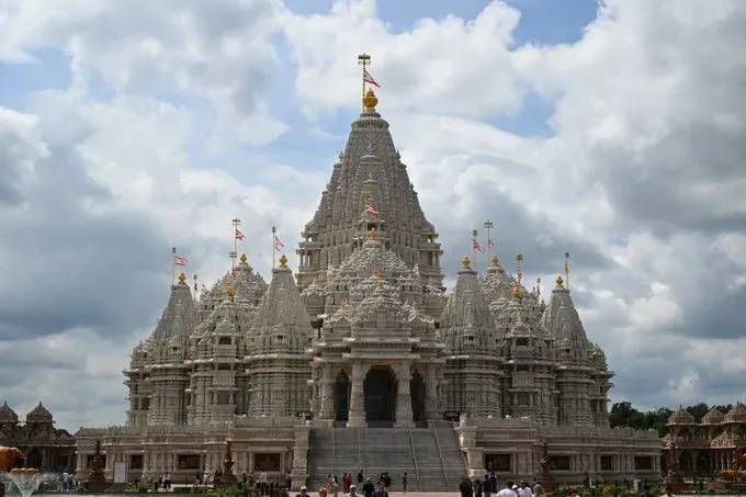 Gujarat CM Bhupendra Patel visits BAPS Akshardham Temple in New Jersey on US tour