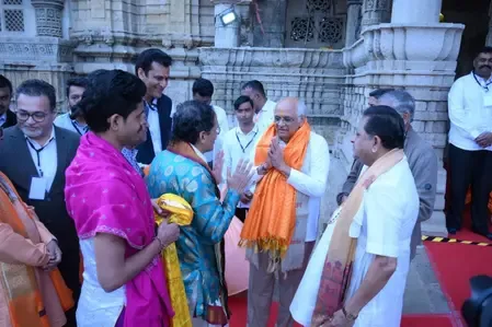 Did Gujarat CM Bhupendra Patel Pray at Dwarkadhish Temple and Review Lion Conservation in Gir?