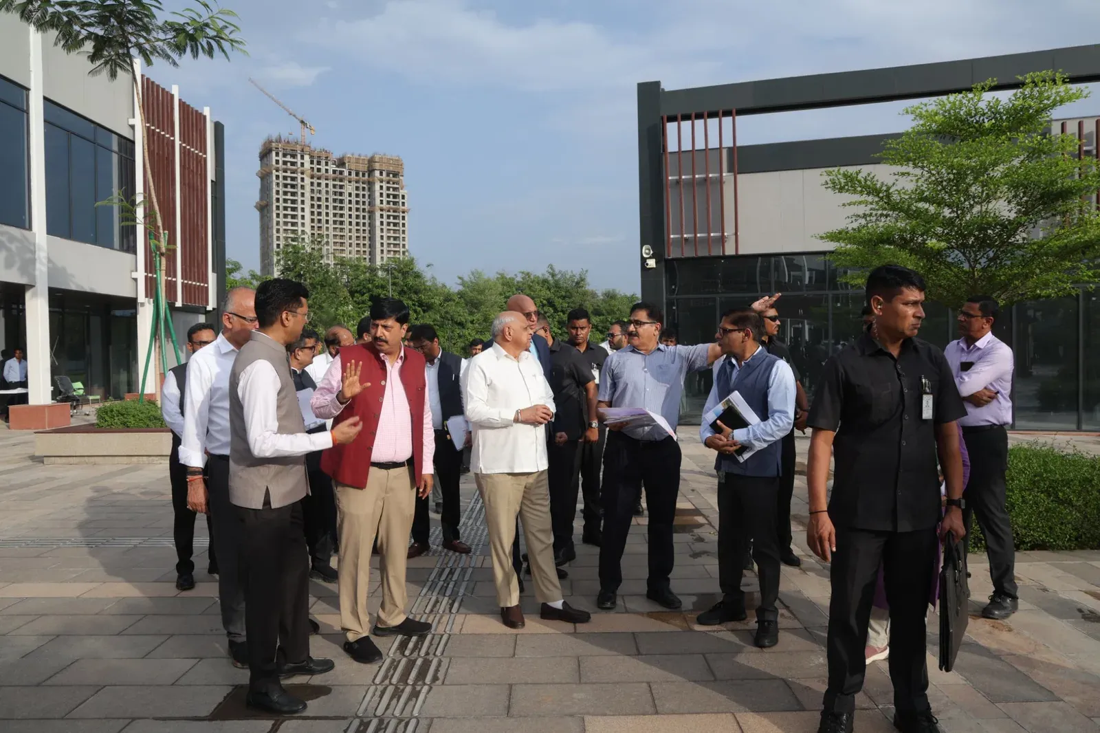Gujarat CM Reviews GIFT City Projects, Stresses Growth