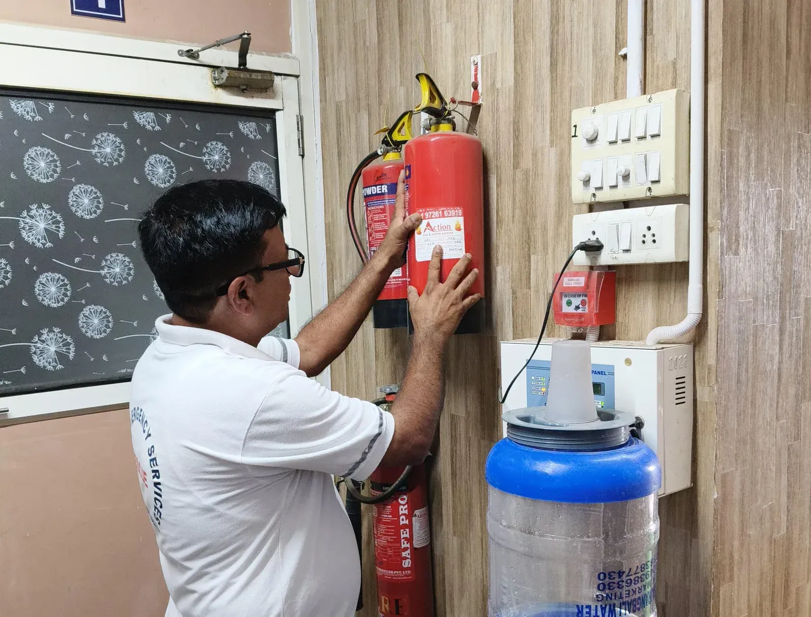 Ahmedabad seals coaching centres after Lucknow fire kills 15