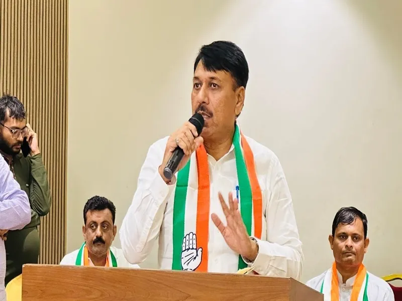 Gujarat Congress to Unveil Poll Candidates from April 5 with Youth Focus