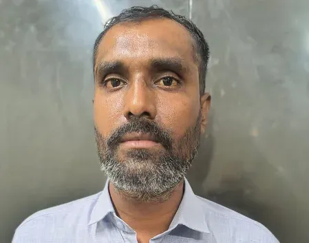 Gujarat cop held for ₹5,000 bribe to allow illegal liquor trade in Amreli