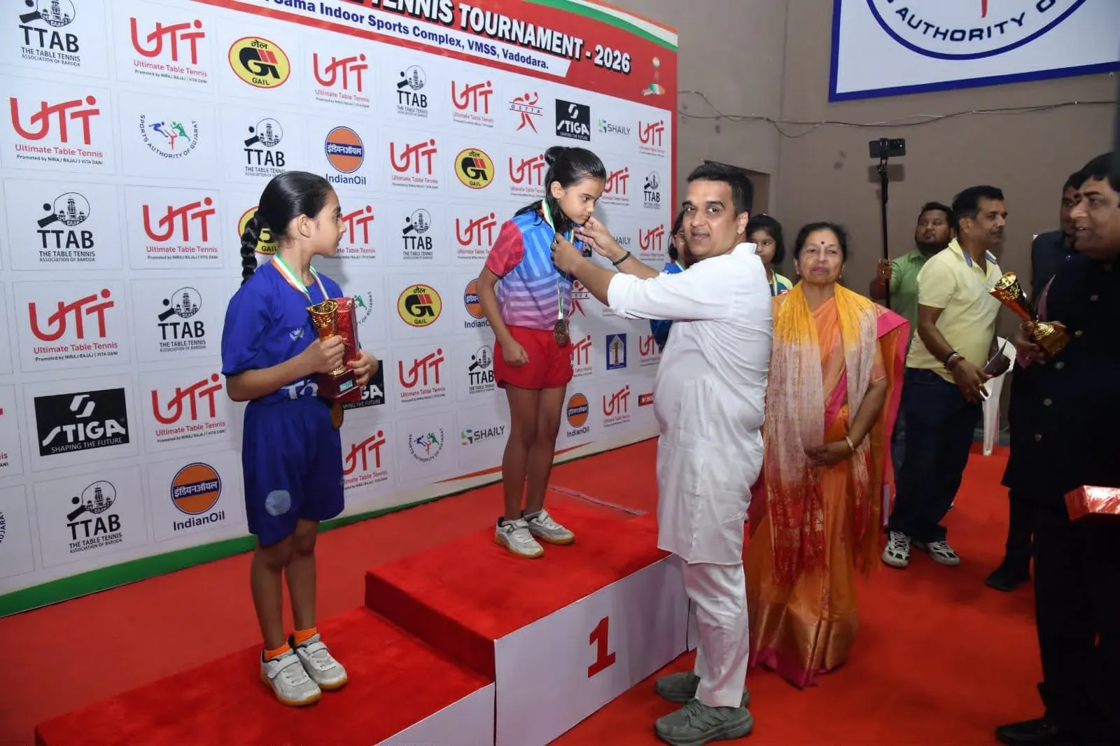 Gujarat Dy CM Harsh Sanghavi honours 775 table tennis players in Vadodara
