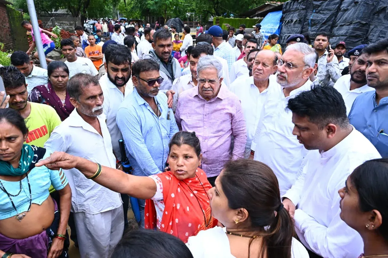 Gujarat floods 2025: NDRF widens rescue ops in Valsad, Banaskantha, Dholka