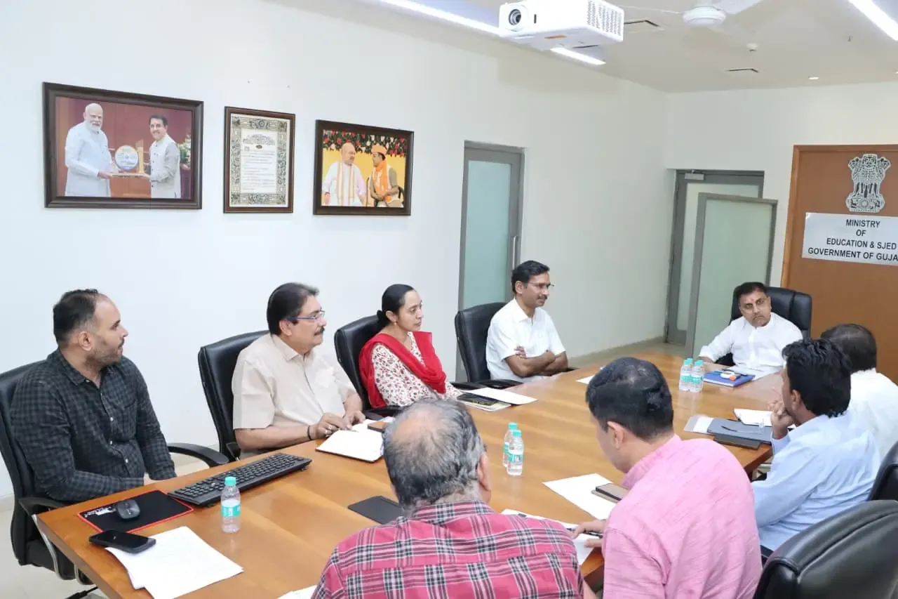 Gujarat forms panel to cut teachers' non-academic workload