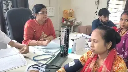 Are Women in Valsad Benefiting from Free Health Checks Under 'Swasth Nari, Sashakt Parivar Abhiyaan'?