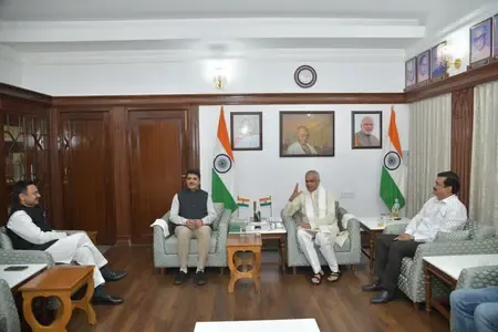 Did Gujarat Governor Meet Speakers of Three State Legislatures?