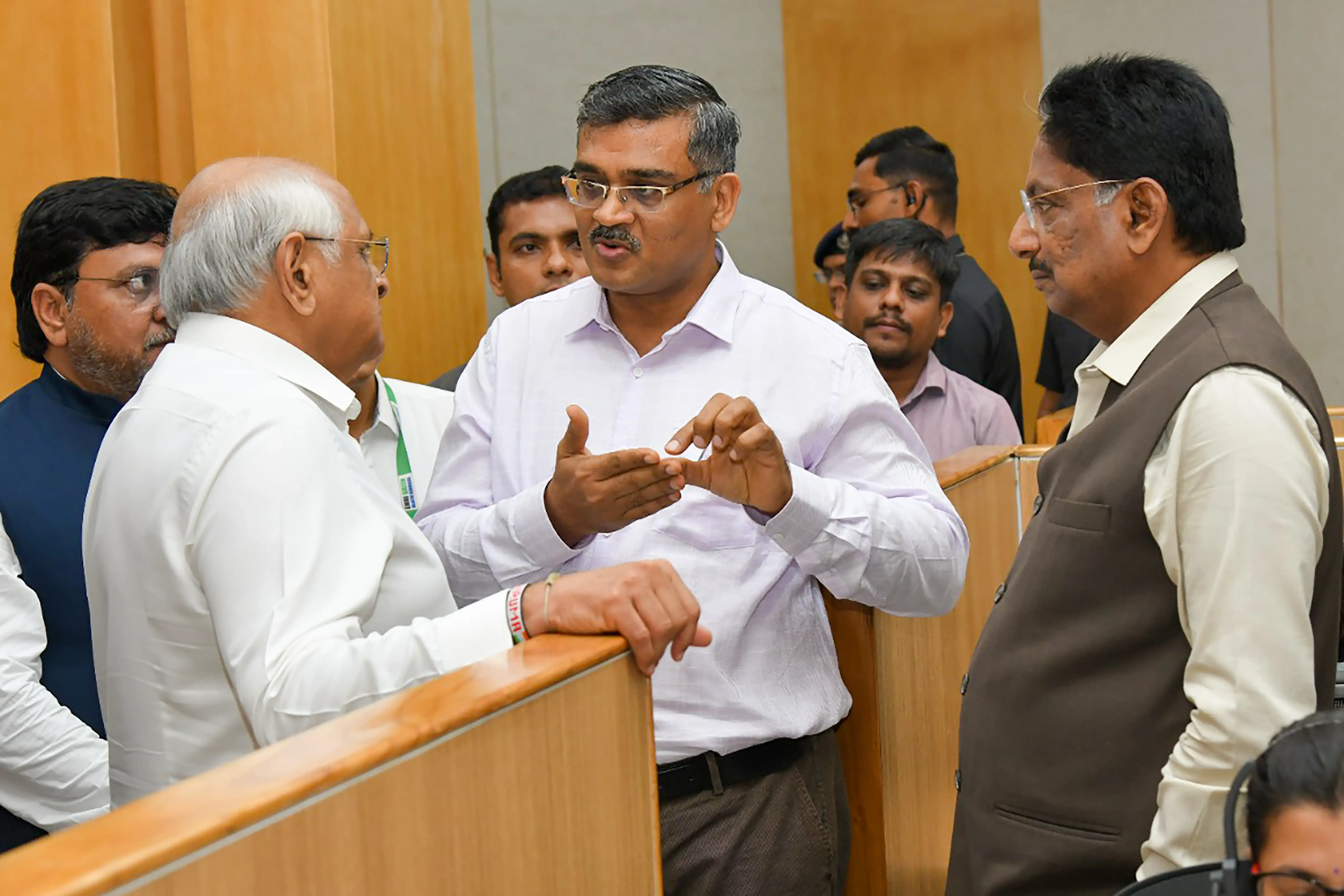 Does Gujarat Have Sufficient Health Centres by 2024-25 Norms?