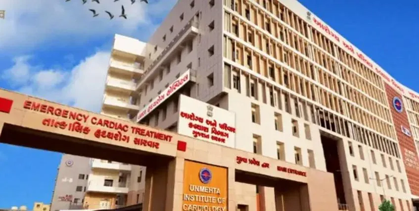 Ahmedabad surgeons remove kidney cancer that reached heart in rare 8-hour op