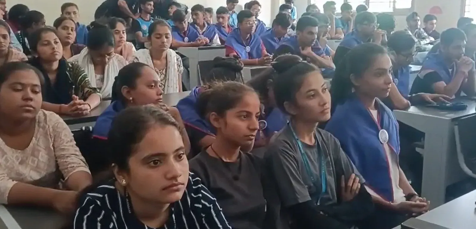 जामनगर में 'खेलो इंडिया संवाद': PM मोदी ने वर्चुअल संवाद में युवा खिलाड़ियों को 2030 और 2036 के लिए किया प्रेरित