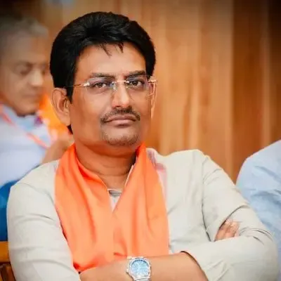 क्या गुजरात क्षत्रिय ठाकोर सेना की नई पहल समाज के उत्थान के बाद शिक्षा पर केंद्रित है?: अल्पेश ठाकोर