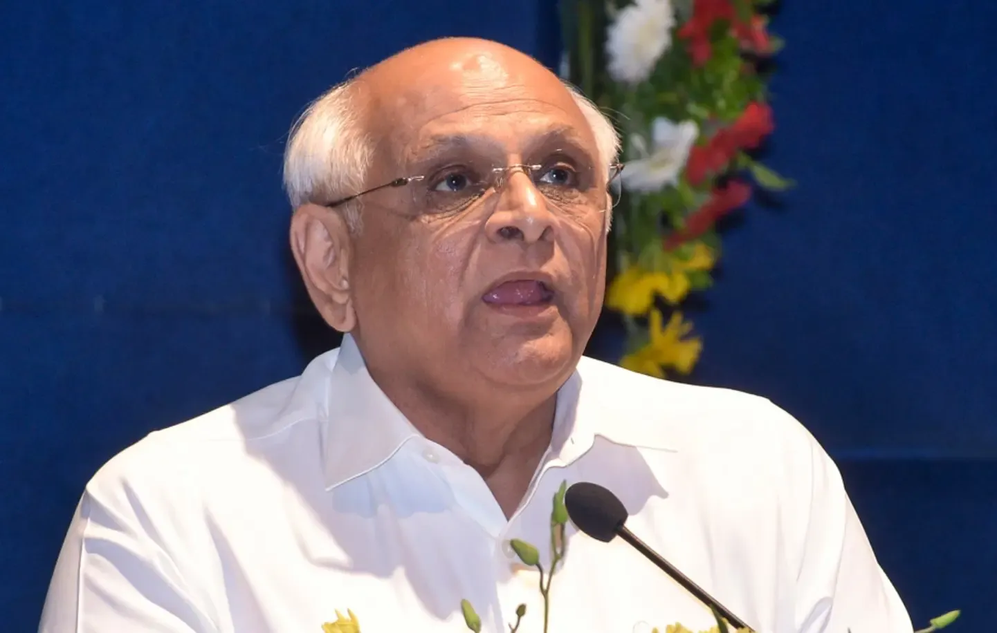 क्या गुजरात में विकास को रफ्तार देने के लिए नए प्रभारी मंत्रियों की घोषणा की गई है?