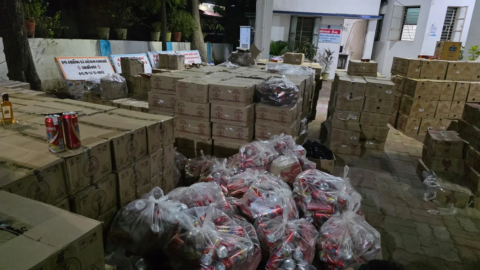Gujarat Police seize ₹1.86 crore liquor haul in Mahisagar, 7 arrested