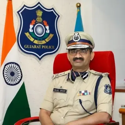 How Does Gujarat Police’s I-PRAGATI Keep Citizens Updated on Case Progress via SMS?