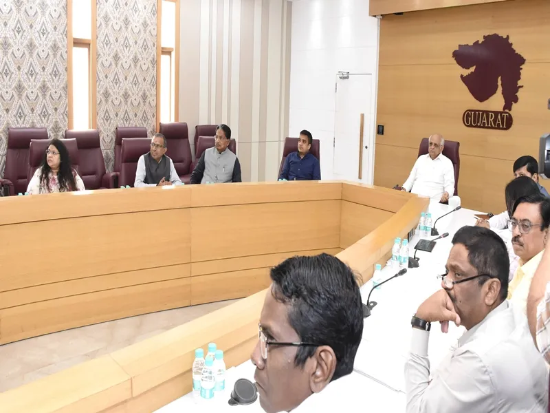 Gujarat Addresses 10,000 LPG Complaints, Ensures Steady Supply of Essentials