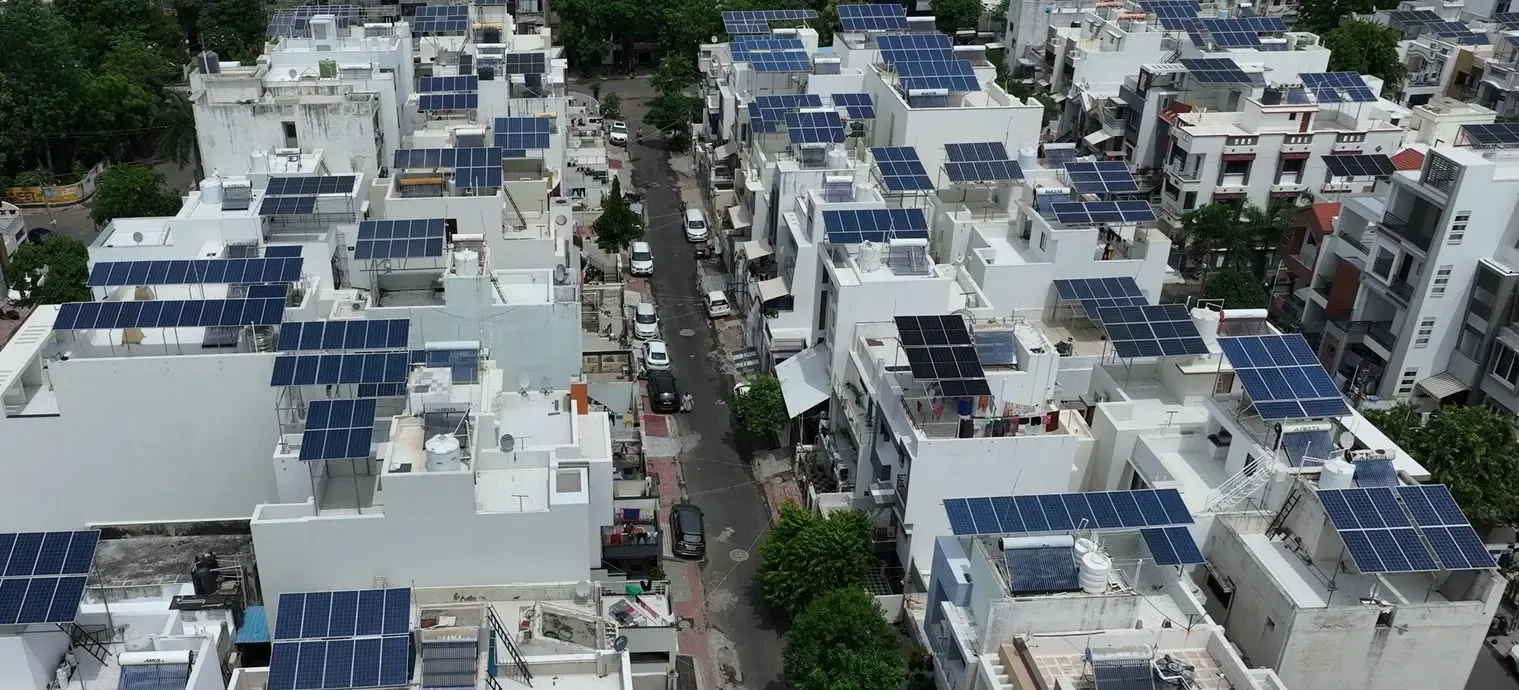 How is Gujarat Leading in Rooftop Solar Adoption?