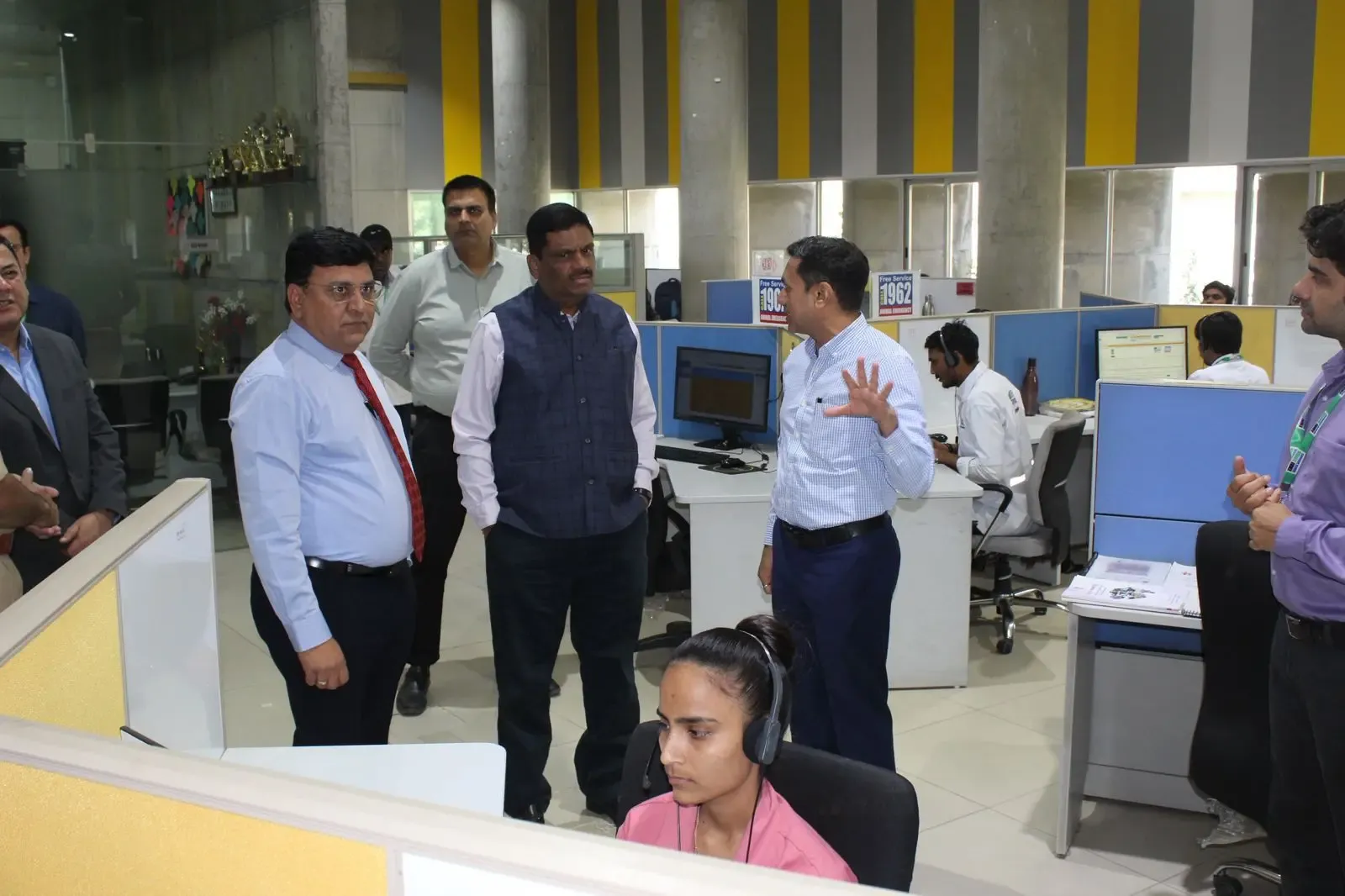 Did Gujarat's Emergency Helpline Handle Over 3.82 Lakh Cases in Just Four Months?