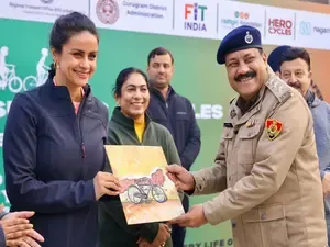 Gul Panag Heads ‘Sundays on Cycle’ Initiative