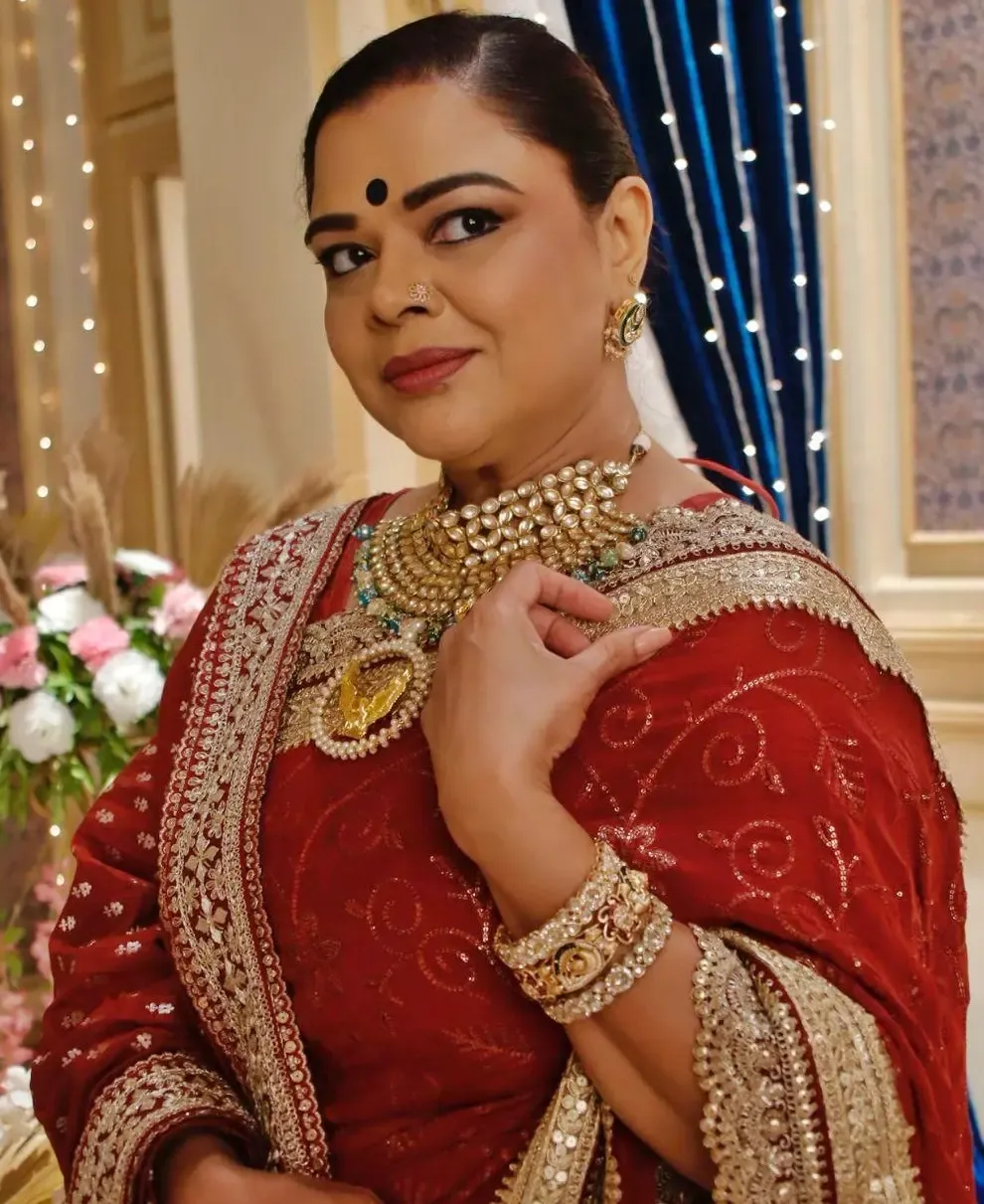 Gulfam Khan Hussain Advocates for TV Industry Against Claims of Irrelevance