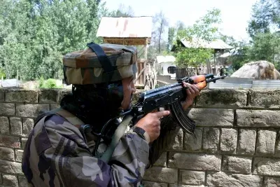 Rajouri Encounter: 2-3 Pakistani terrorists trapped in Dorimal forest gunfight