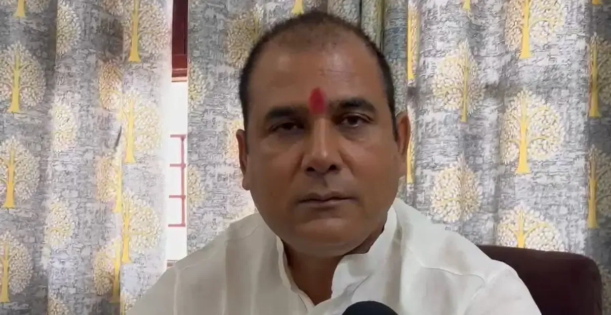 क्या दादरी घटना पर गुर्जरों के समर्थन में भाजपा विधायक नंद किशोर ने कदम बढ़ाया?