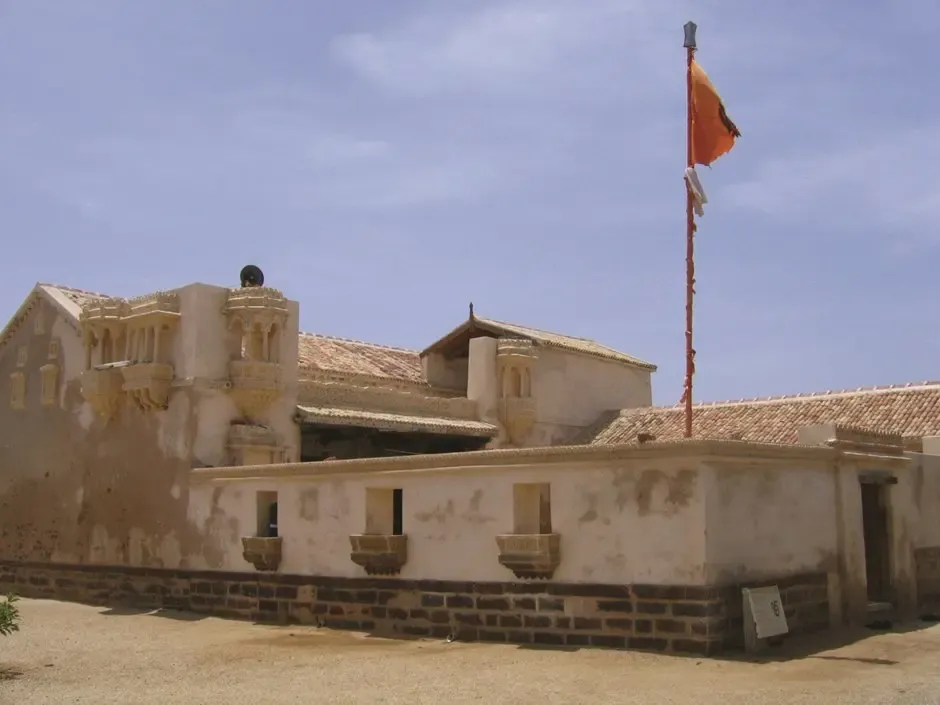 क्या तत्कालीन सीएम नरेंद्र मोदी ने लखपत गुरुद्वारा को पुनर्स्थापित किया था? आज यह ग्लोबल हेरिटेज में है!