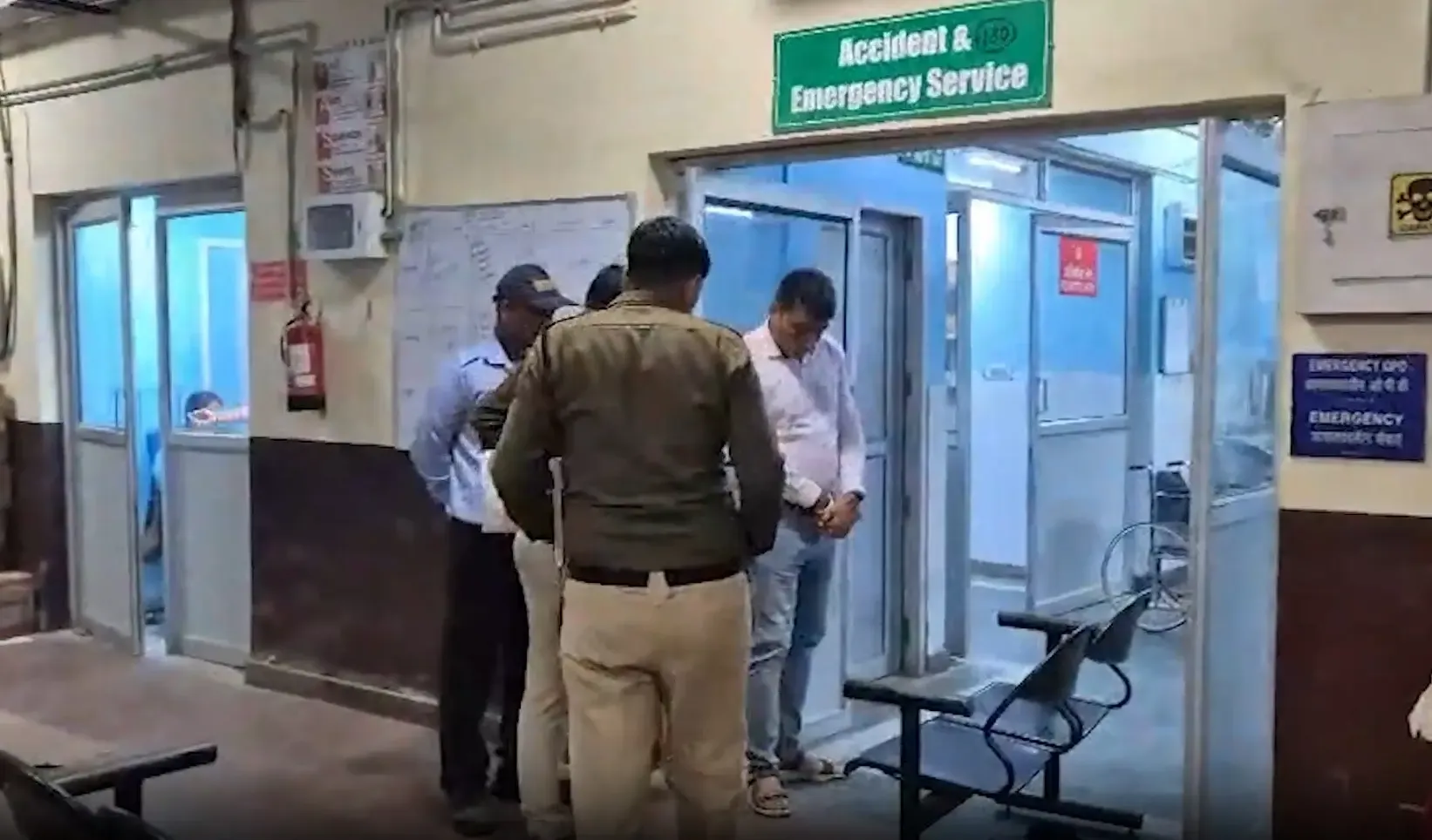 गुरुग्राम के सिविल हॉस्पिटल में लड़की पर एसिड अटैक, आरोपी युवती फरार