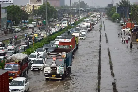 क्या गुरुग्राम में भारी बारिश के बाद जलभराव की समस्या गंभीर है?