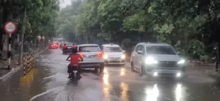 गुरुग्राम पुलिस की भारी बारिश एडवाइजरी: कंपनियों से वर्क फ्रॉम होम देने की अपील, NH-48 पर 12 KM जाम