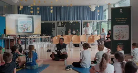 Indian envoy reads Panchatantra to Vienna school children in 'Gurukul Diplomacy'