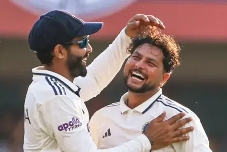 गुवाहाटी की पिच 'सड़क' जैसी, शिकायत नहीं: कुलदीप यादव 