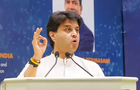 क्या ग्वालियर की 11 विकास परियोजनाओं को समय पर पूरा किया जाएगा? ज्योतिरादित्य सिंधिया का निर्देश