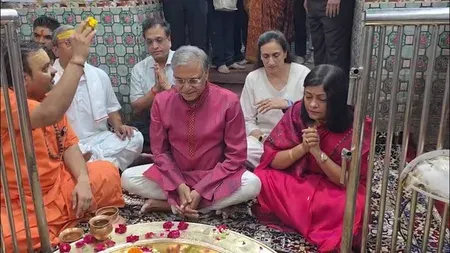मुख्य निर्वाचन आयुक्त ज्ञानेश कुमार ने ममलेश्वर ज्योतिर्लिंग में की पूजा, 12 ज्योतिर्लिंग तीर्थयात्रा पूर्ण