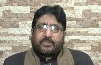 इलाहाबाद हाईकोर्ट के खुले में नमाज फैसले पर सियासी बवाल, शिया बोर्ड और जामा मस्जिद ने दी प्रतिक्रिया