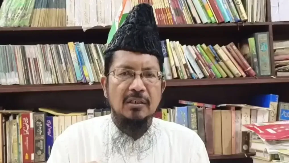 क्या 'हलाल टाउनशिप' प्रोजेक्ट के नाम पर मौलाना शहाबुद्दीन की आपत्ति सही है?