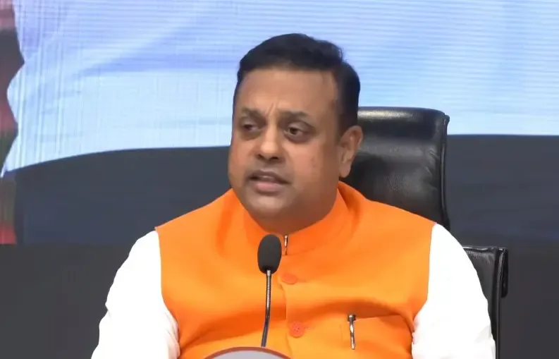 संबित पात्रा का कांग्रेस पर हमला: 'हमारी मदद ज्ञानेश नहीं, गणेश जी करते हैं'; फॉर्म 6 विवाद पर राहुल के 4 दावों को नकारा
