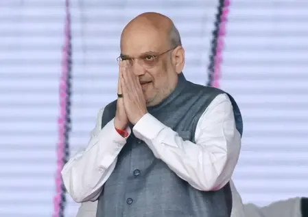 हमारी सरकार टॉप-टू-बॉटम और बॉटम-टू-टॉप अप्रोच से ड्रग कार्टेल को खत्म कर रही: अमित शाह