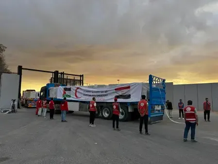 Hamas says 980 trucks of humanitarian aid have entered Gaza since ceasefire