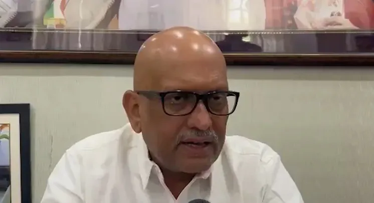 हमीरपुर पुल हादसा: अजय राय का सरकार पर हमला, ₹1 करोड़ मुआवजे की माँग
