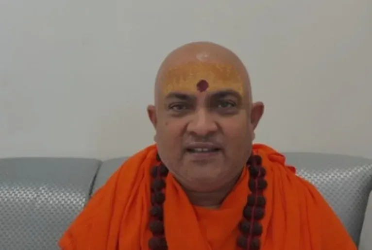 Hanumangarhi namaz row: Sant Samiti secretary cites 2003 'black day', slams denials